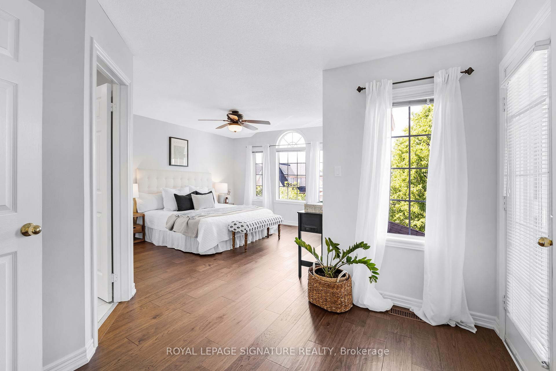 Photo 15 of 39 Divine Drive, Whitby, Rolling Acres — HOMEH