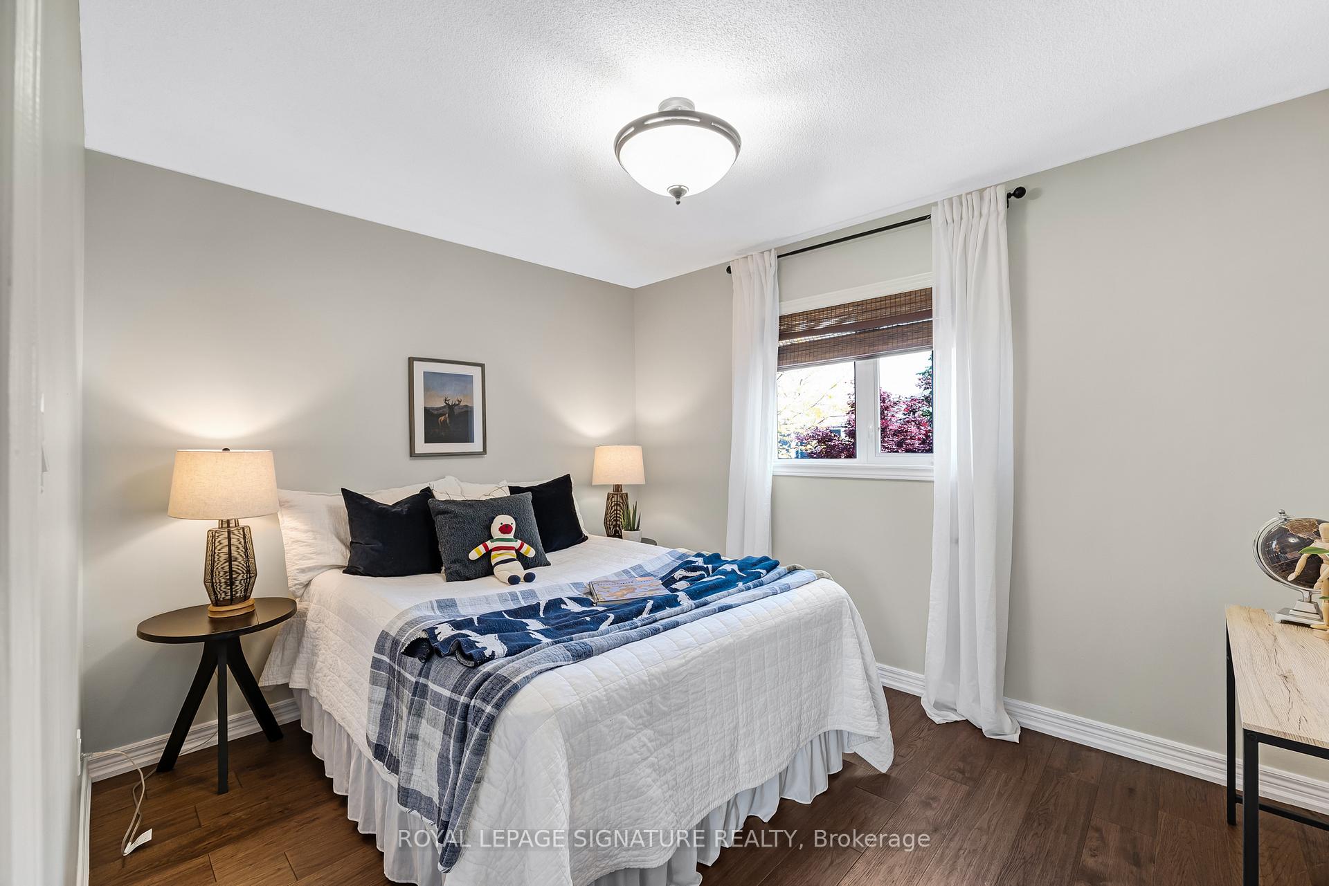 Photo 21 of 39 Divine Drive, Whitby, Rolling Acres — HOMEH