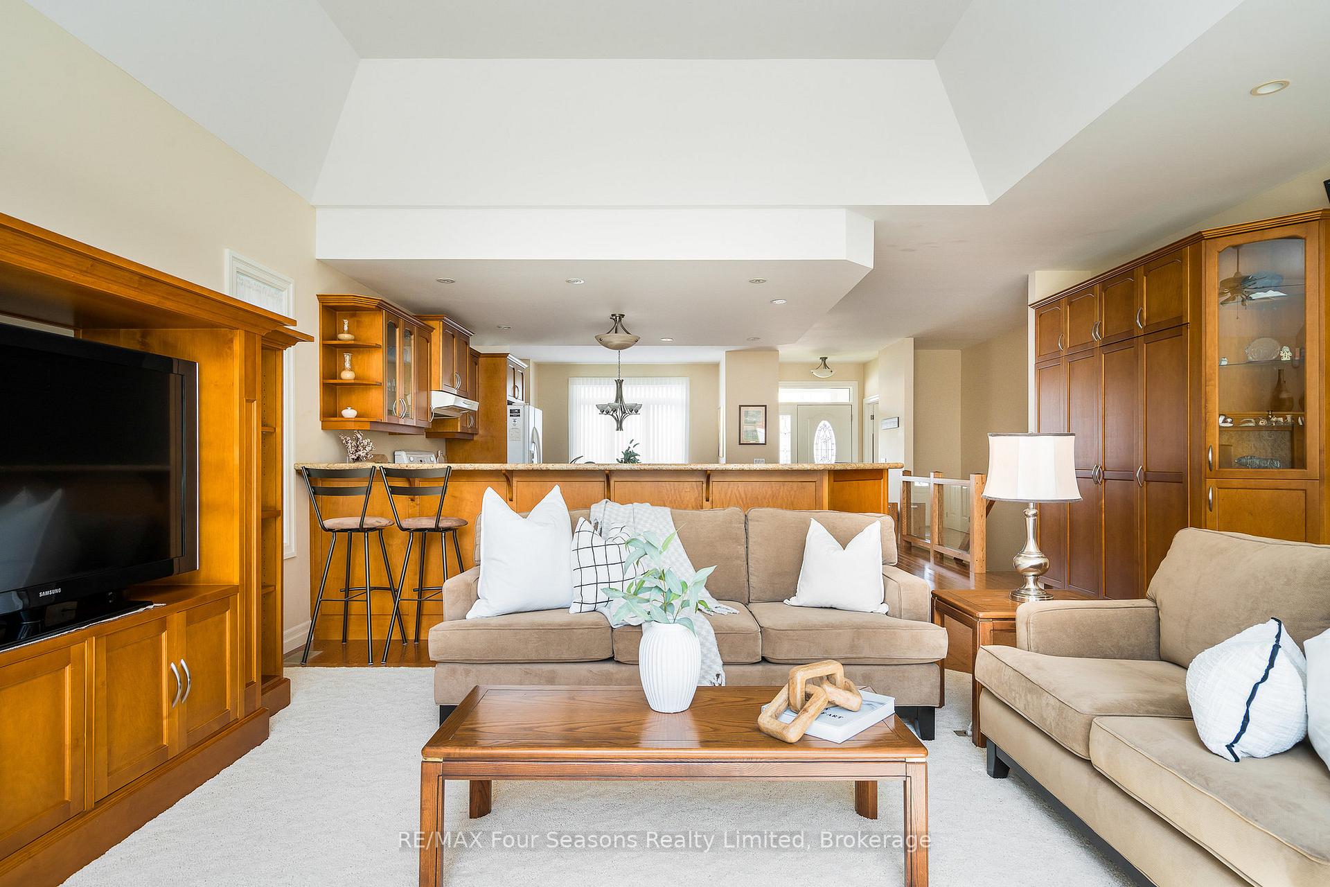 Photo 17 of 150 Brooker Boulevard, Blue Mountains — HOMEH