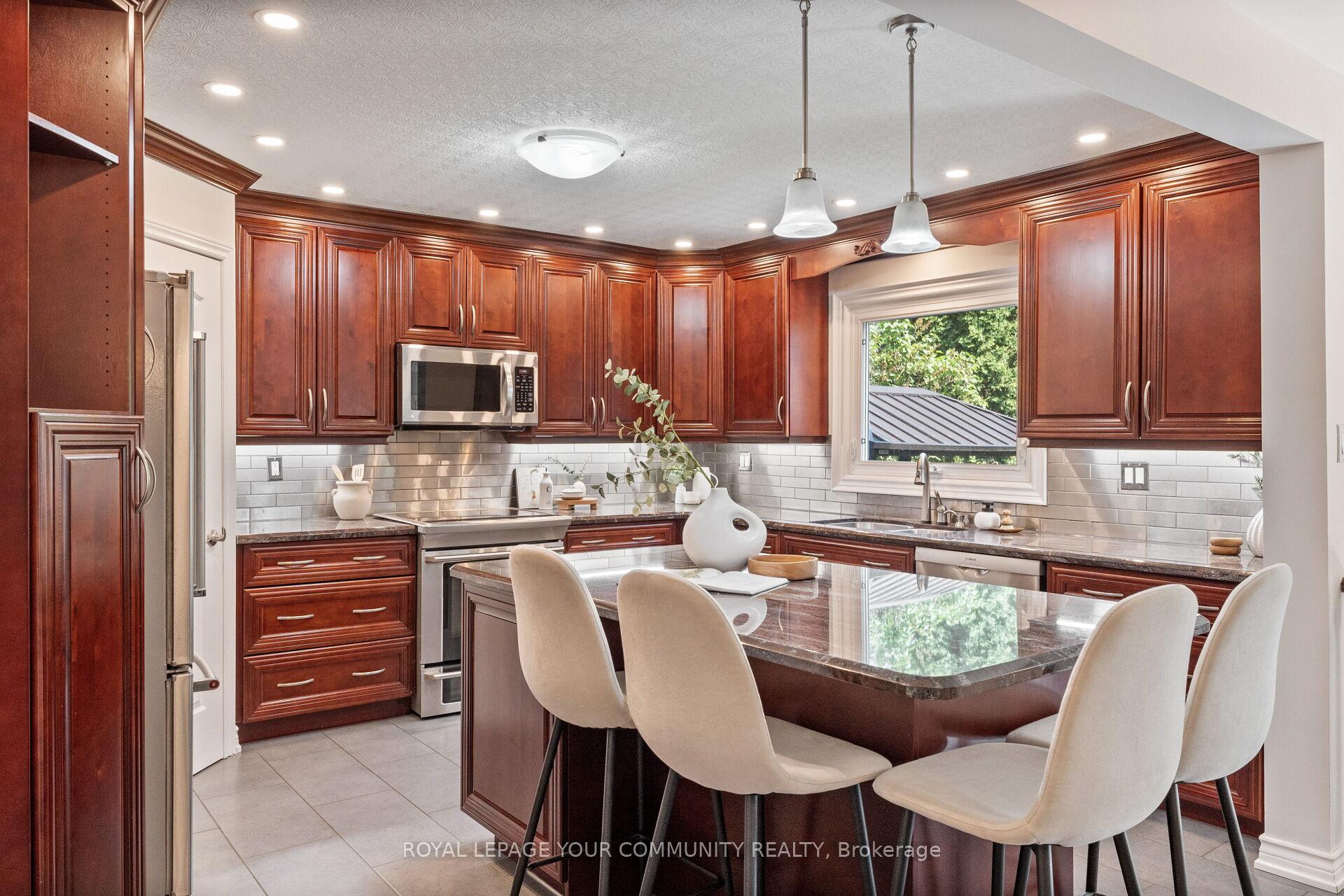 Photo 15 of 261 Corner Ridge Road, Aurora, Aurora Highlands — HOMEH