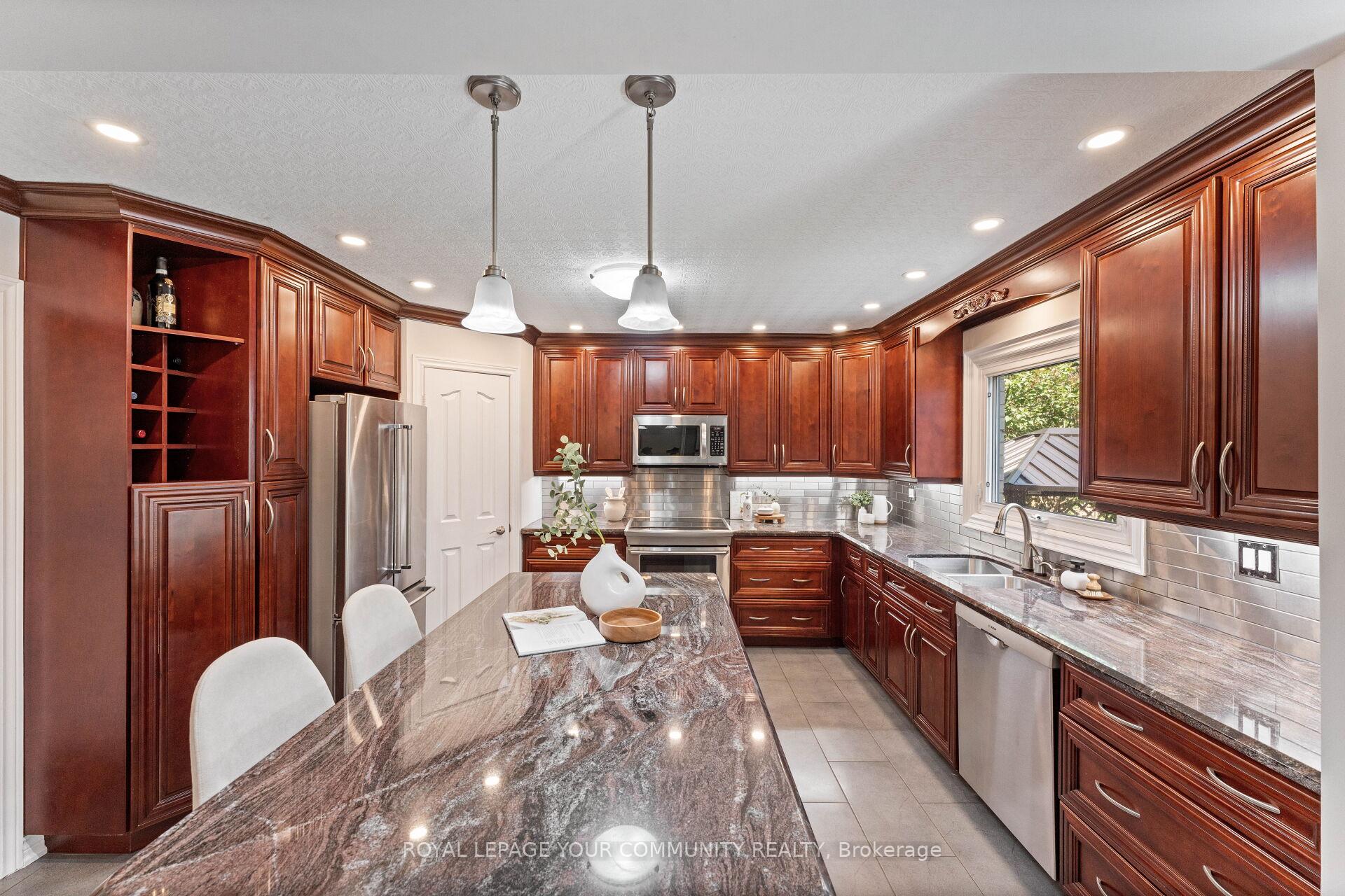 Photo 17 of 261 Corner Ridge Road, Aurora, Aurora Highlands — HOMEH