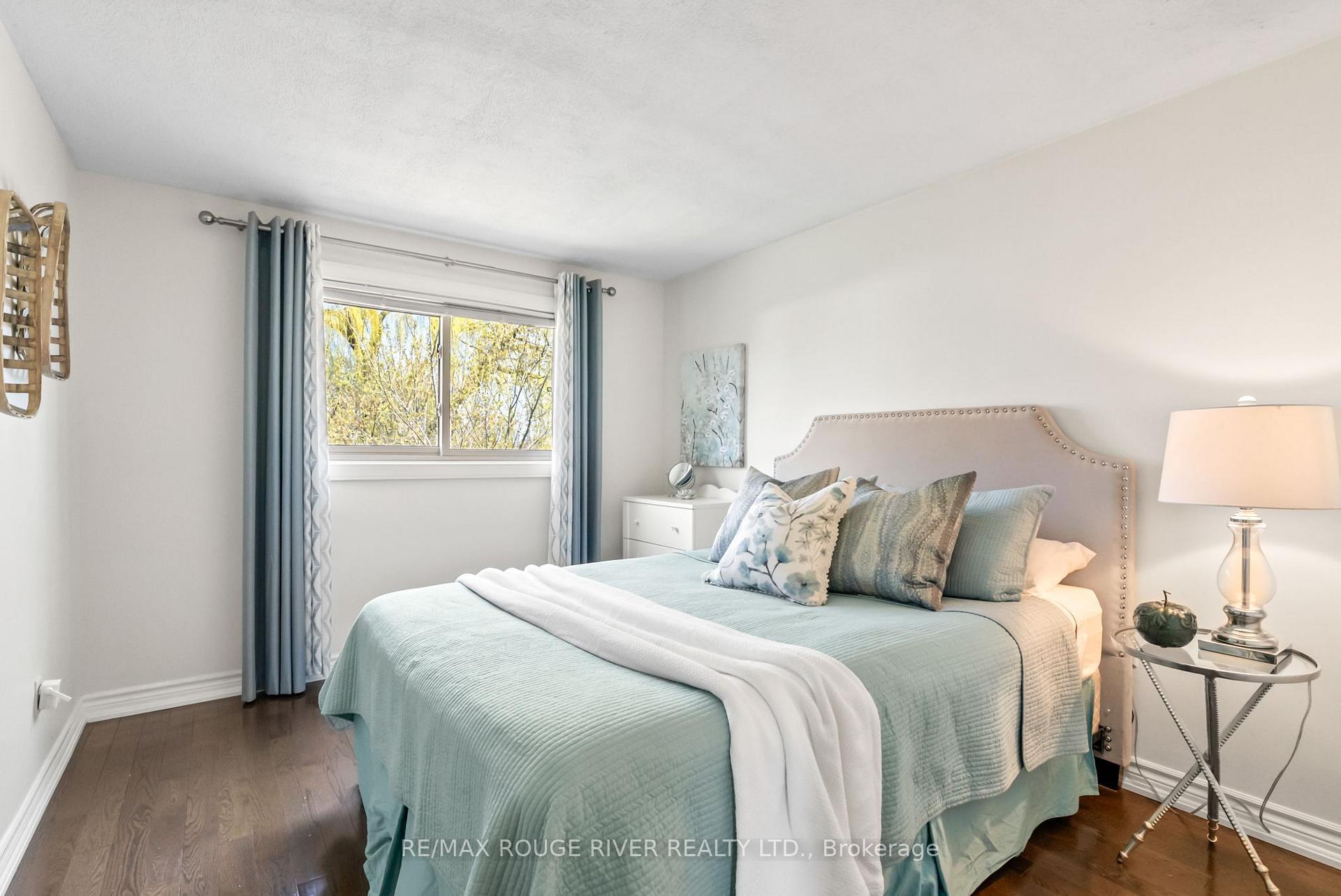 Photo 31 of 108 Orchard Court, Whitby, Downtown Whitby — HOMEH