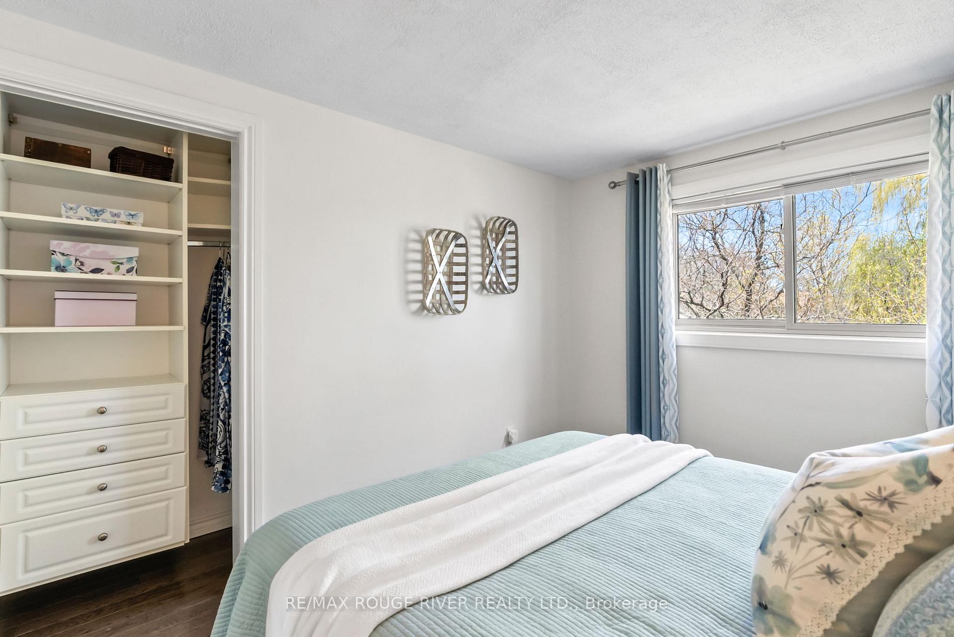 Photo 32 of 108 Orchard Court, Whitby, Downtown Whitby — HOMEH