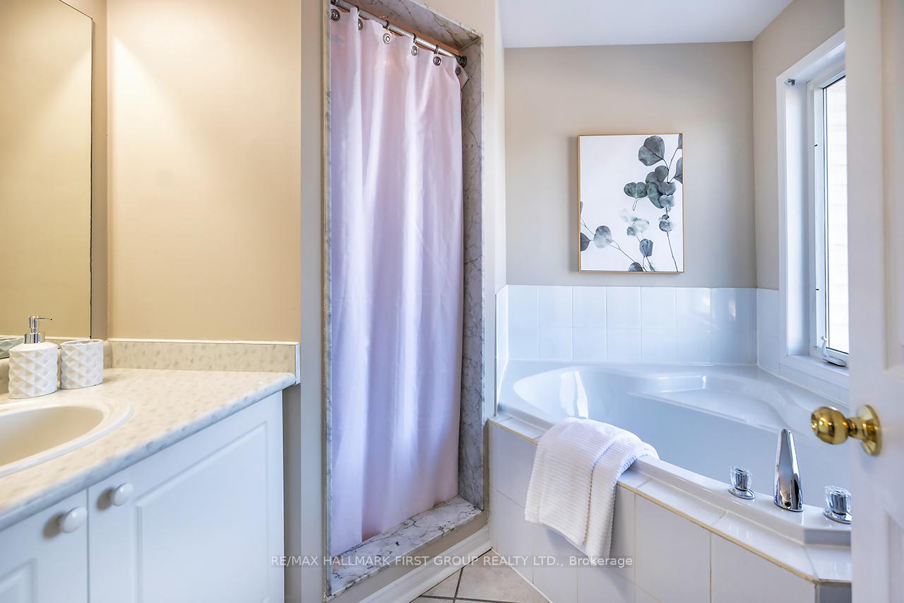 Photo 22 of 610 Amaretto Avenue, Pickering, Amberlea — HOMEH