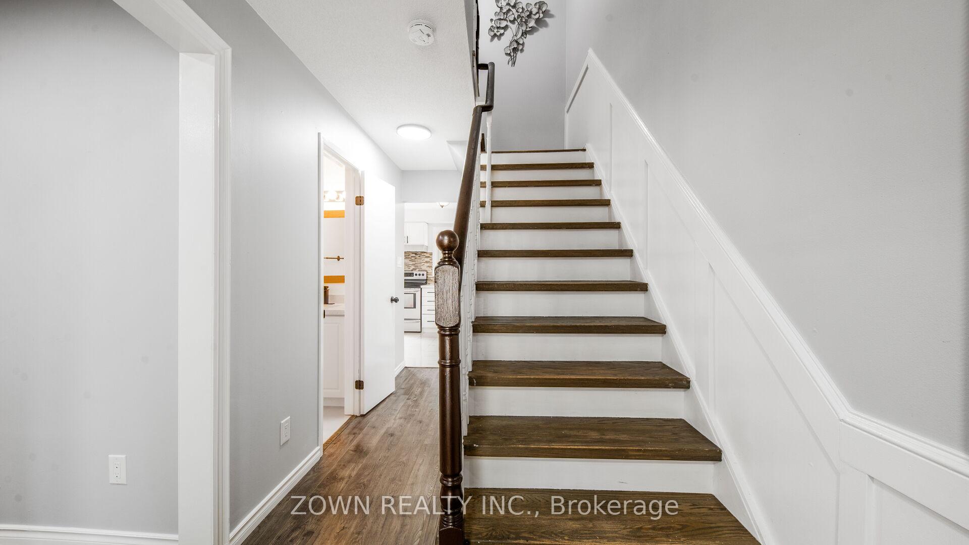 Photo 5 of 26 Carr Drive, Ajax, Central — HOMEH