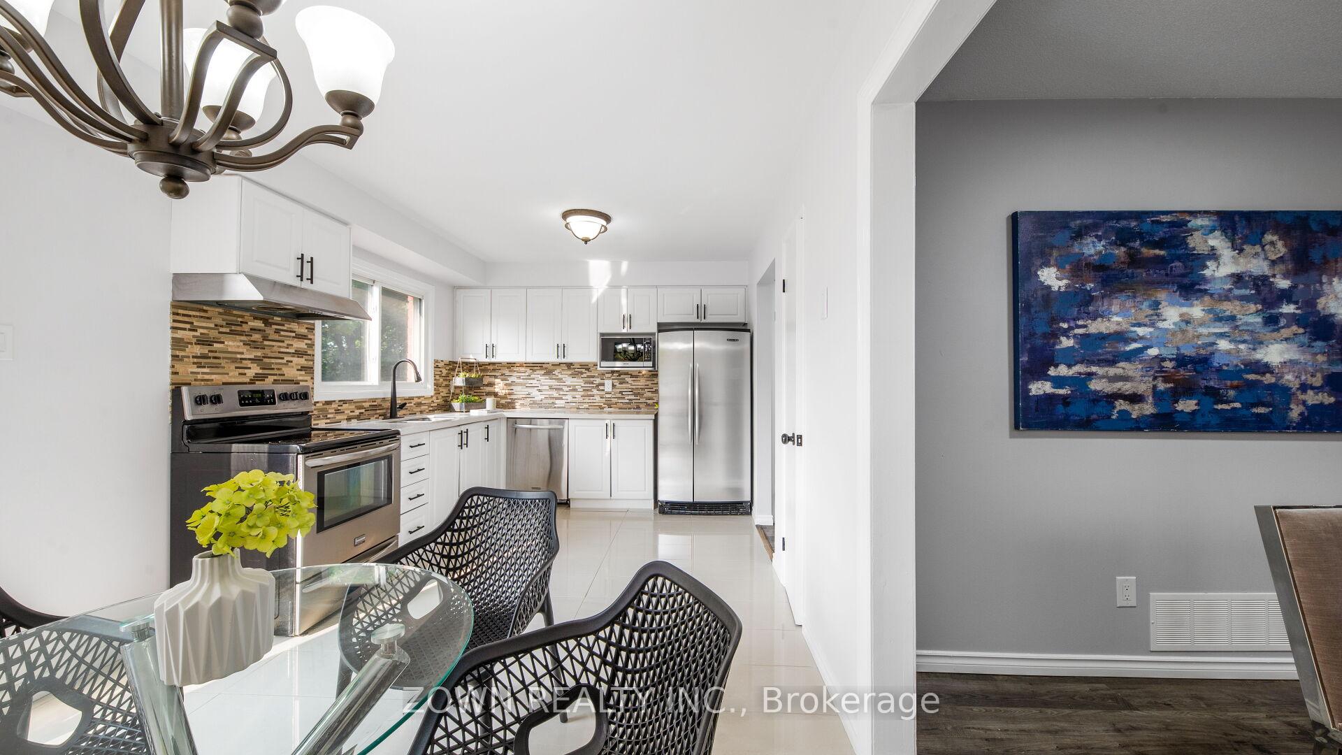 Photo 17 of 26 Carr Drive, Ajax, Central — HOMEH