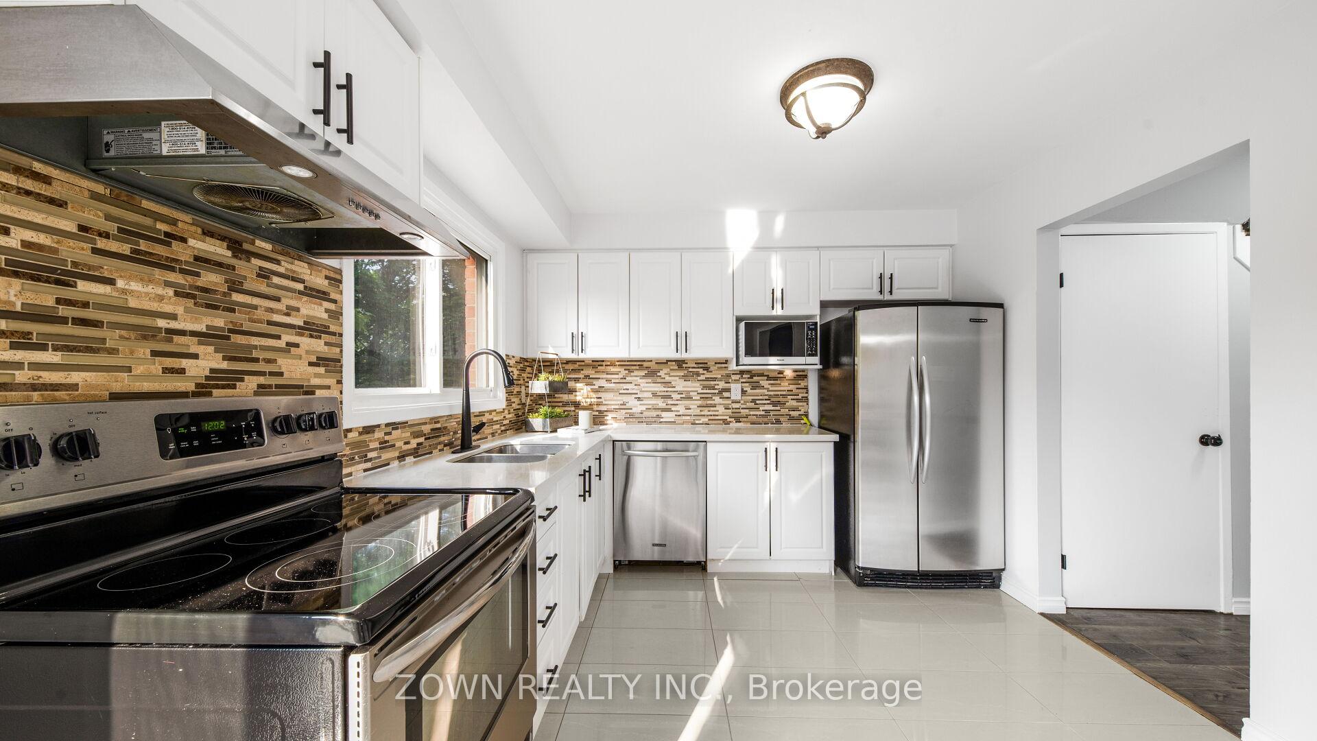 Photo 20 of 26 Carr Drive, Ajax, Central — HOMEH