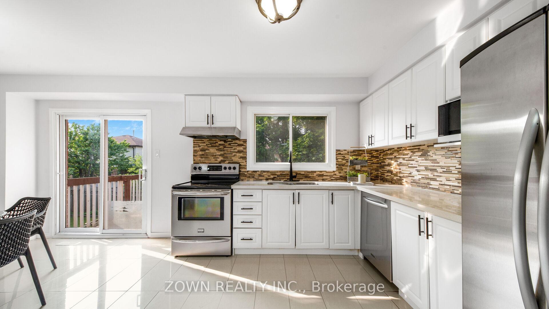 Photo 22 of 26 Carr Drive, Ajax, Central — HOMEH