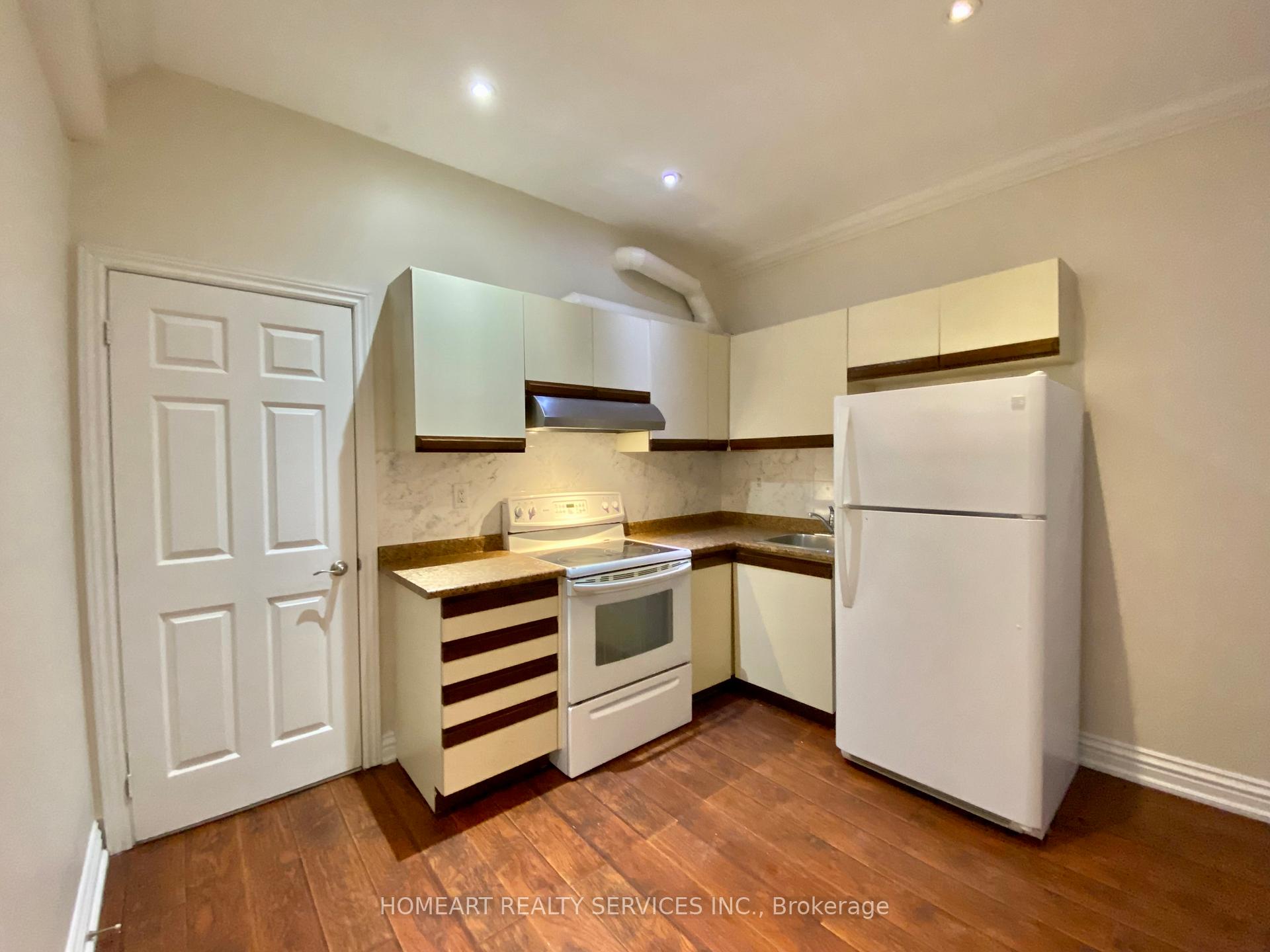 Photo 6 of Unit Bsmt A, 43 Baldwin Avenue, Vaughan, Concord — HOMEH