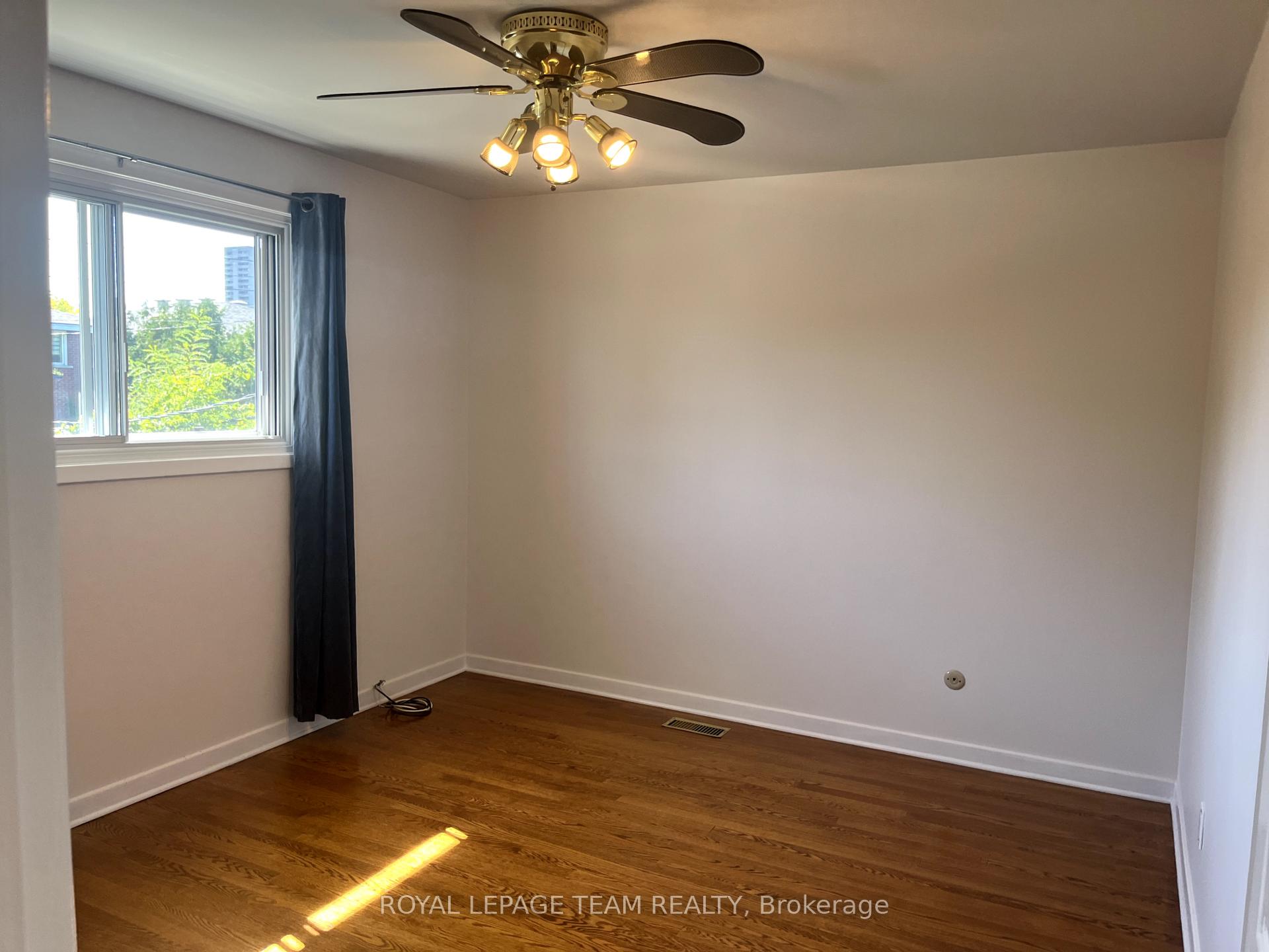 Photo 10 of Unit B - Upper, 2656 Don Street, Ottawa, Lincoln Heights — HOMEH