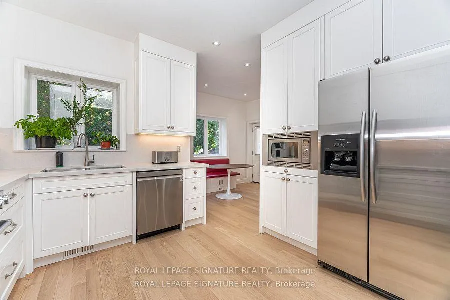 Photo 16 of 114 Fairholme Avenue, Toronto, Englemount-Lawrence — HOMEH