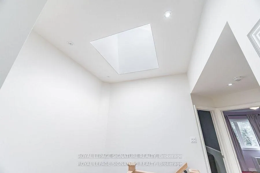 Photo 22 of 114 Fairholme Avenue, Toronto, Englemount-Lawrence — HOMEH