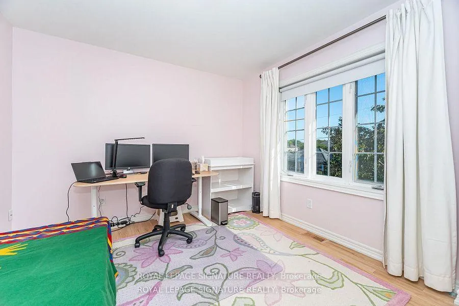 Photo 32 of 114 Fairholme Avenue, Toronto, Englemount-Lawrence — HOMEH
