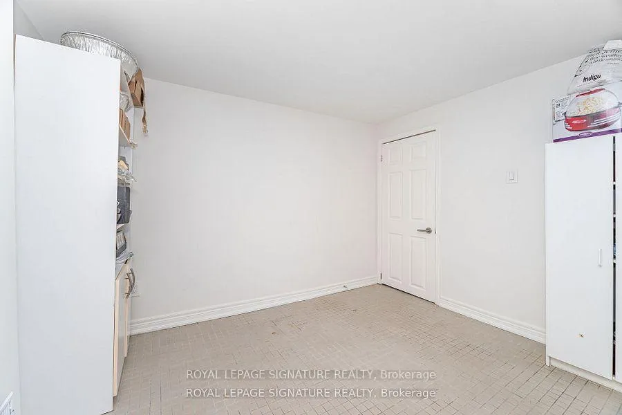Photo 38 of 114 Fairholme Avenue, Toronto, Englemount-Lawrence — HOMEH