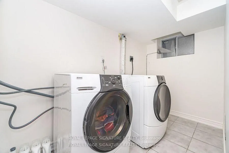 Photo 40 of 114 Fairholme Avenue, Toronto, Englemount-Lawrence — HOMEH