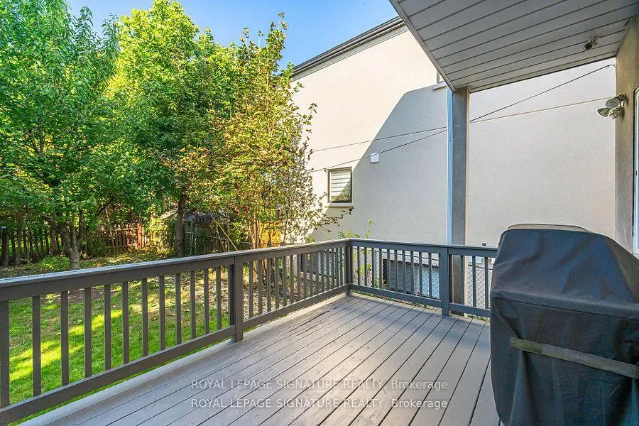 Photo 41 of 114 Fairholme Avenue, Toronto, Englemount-Lawrence — HOMEH