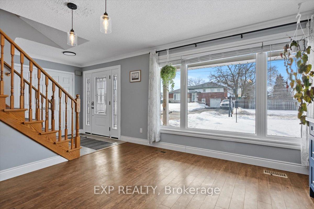 Photo 3 of 203 Stewart Street, Whitby, Blue Grass Meadows — HOMEH