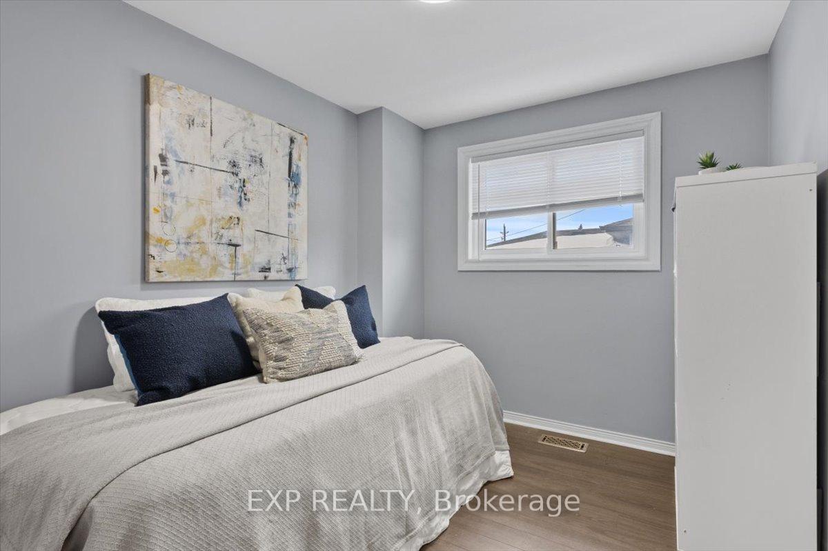 Photo 18 of 203 Stewart Street, Whitby, Blue Grass Meadows — HOMEH