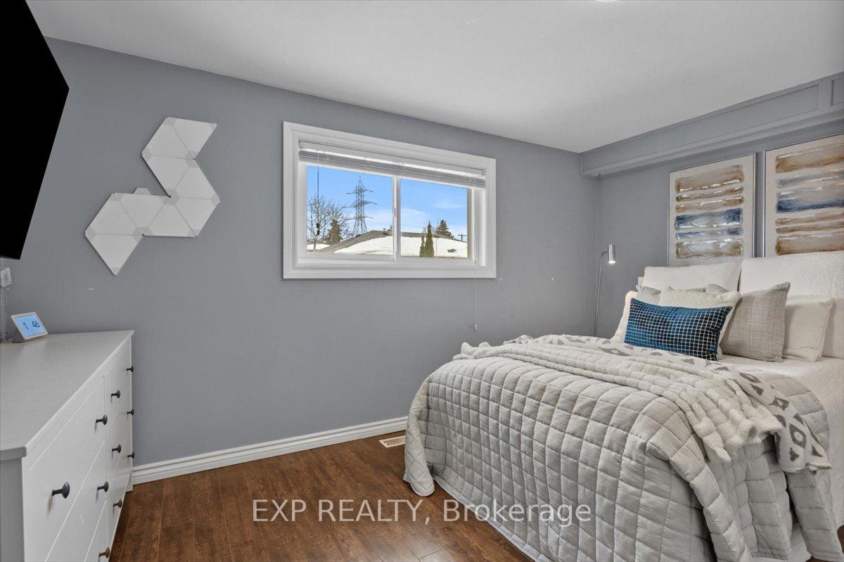 Photo 24 of 203 Stewart Street, Whitby, Blue Grass Meadows — HOMEH