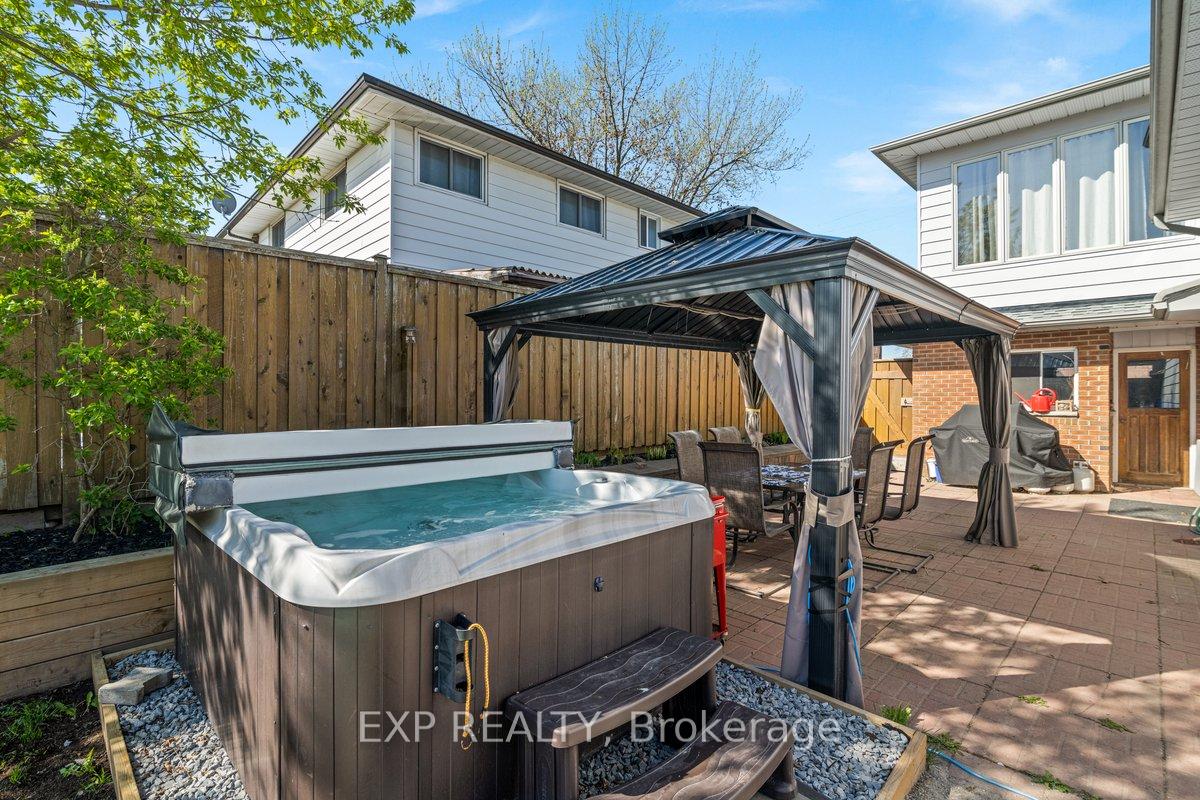 Photo 32 of 203 Stewart Street, Whitby, Blue Grass Meadows — HOMEH