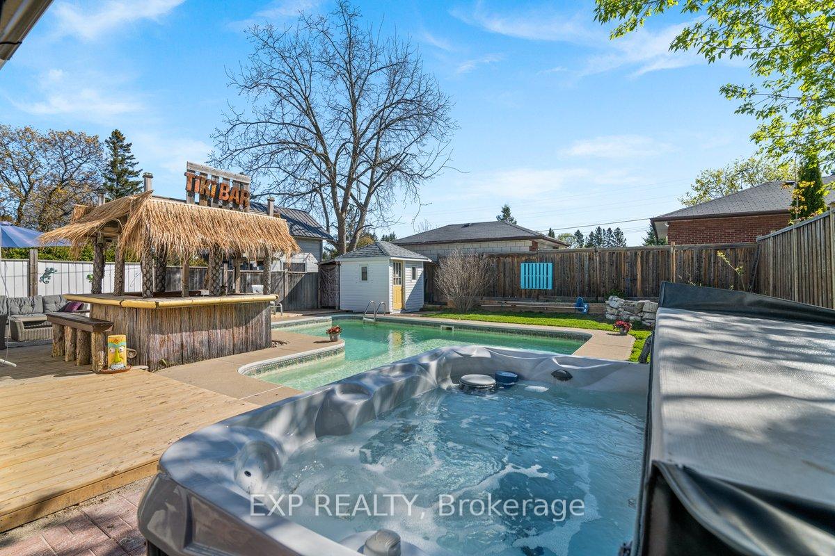 Photo 33 of 203 Stewart Street, Whitby, Blue Grass Meadows — HOMEH