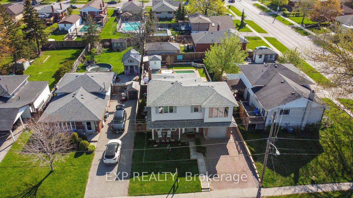Photo 37 of 203 Stewart Street, Whitby, Blue Grass Meadows — HOMEH