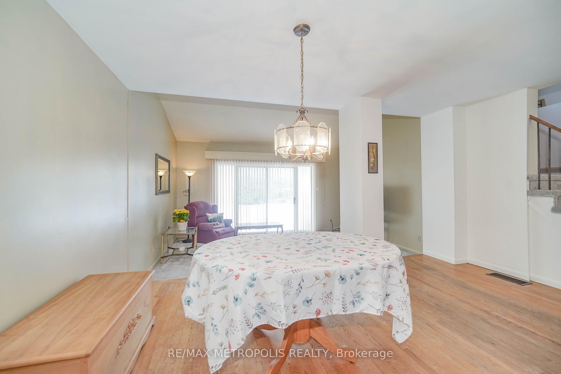 Photo 14 of 1919 New Street, Pickering, Amberlea — HOMEH