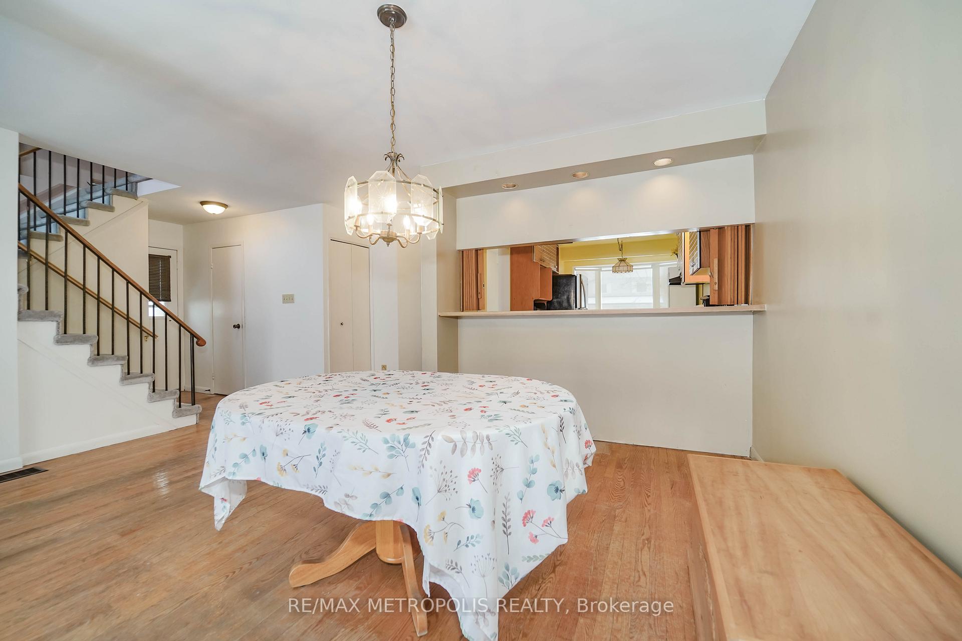 Photo 16 of 1919 New Street, Pickering, Amberlea — HOMEH