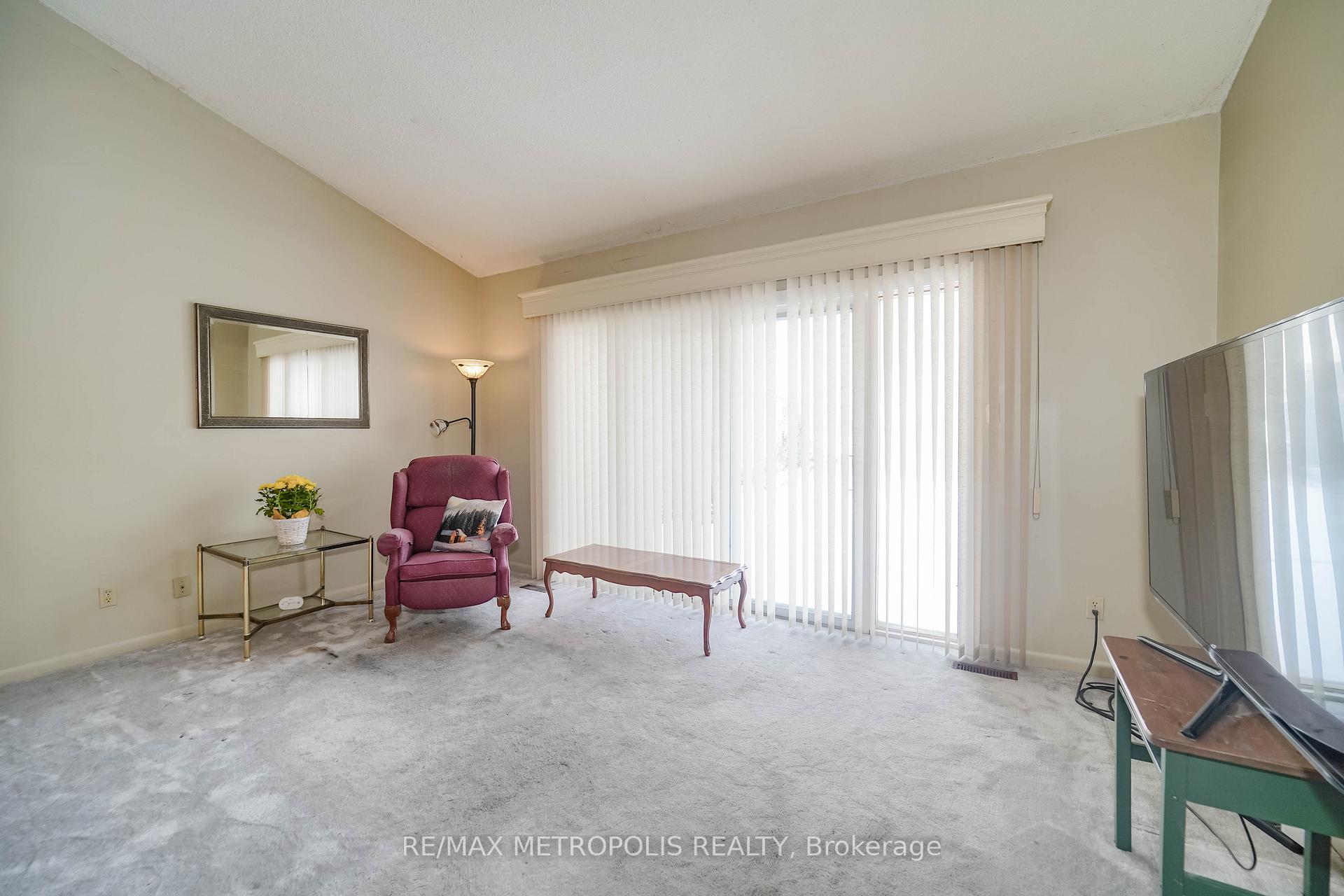Photo 18 of 1919 New Street, Pickering, Amberlea — HOMEH