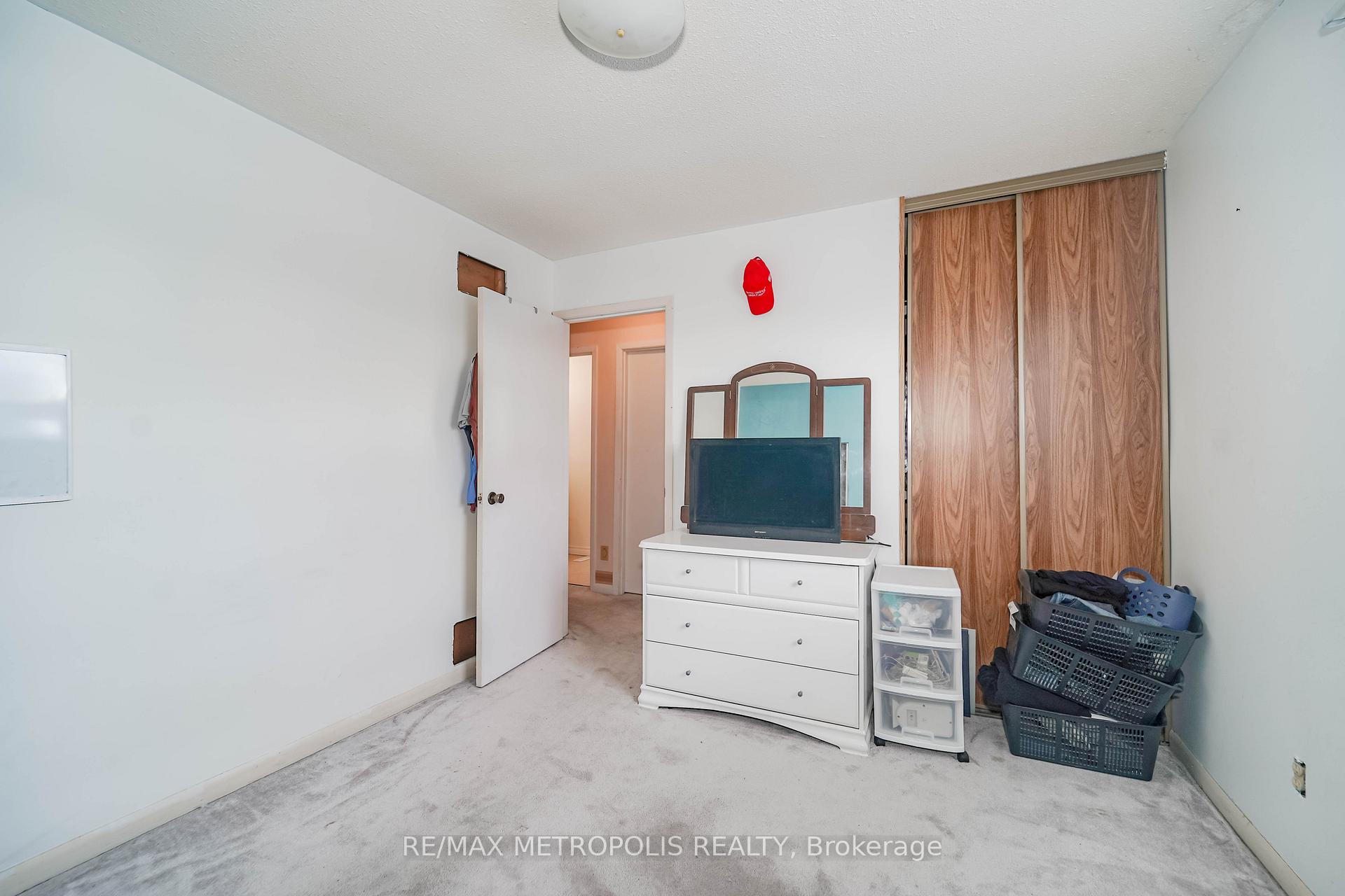 Photo 30 of 1919 New Street, Pickering, Amberlea — HOMEH