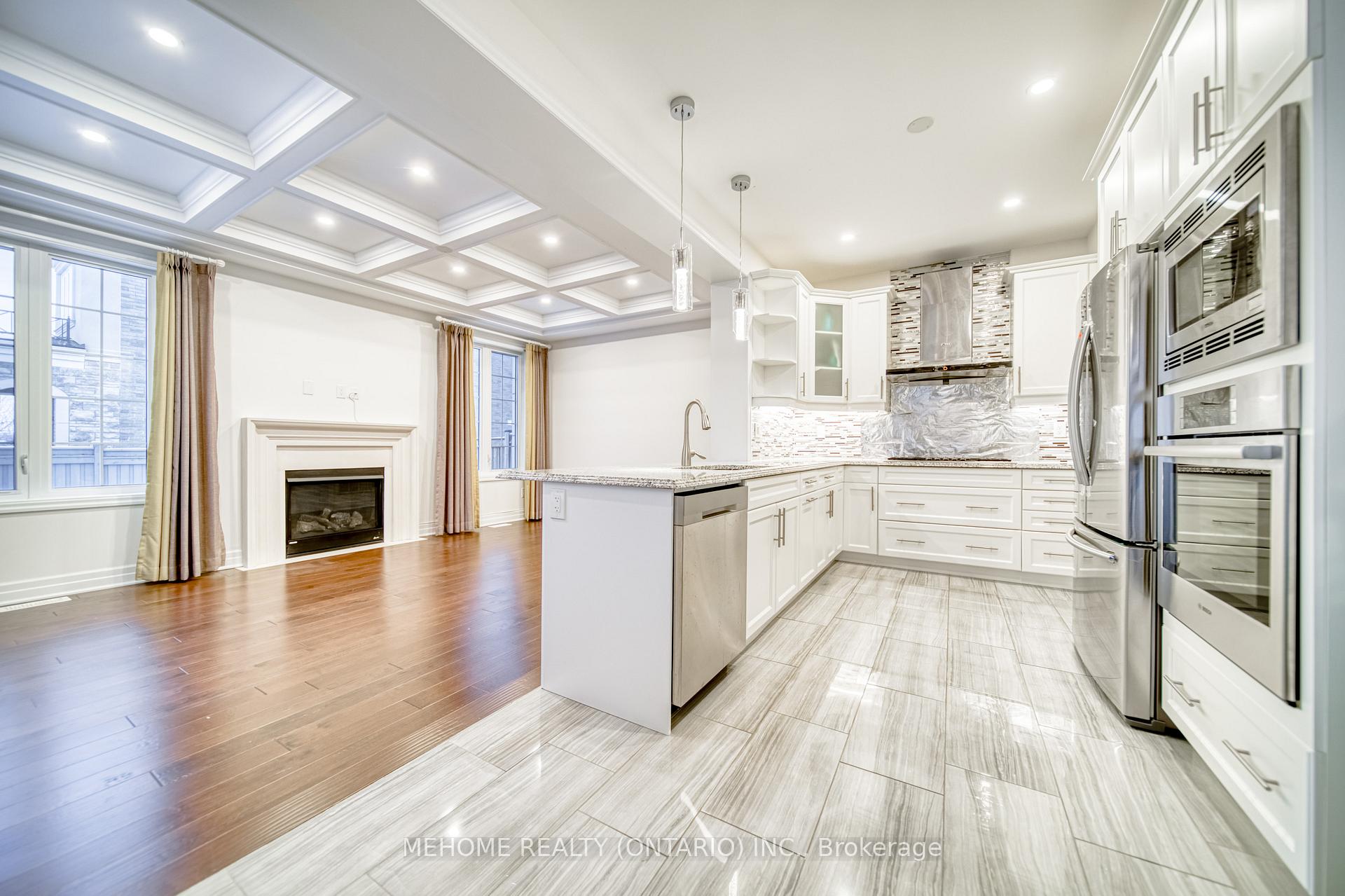 Photo 7 of 249 Thomas Philips Drive, Aurora, Rural Aurora — HOMEH