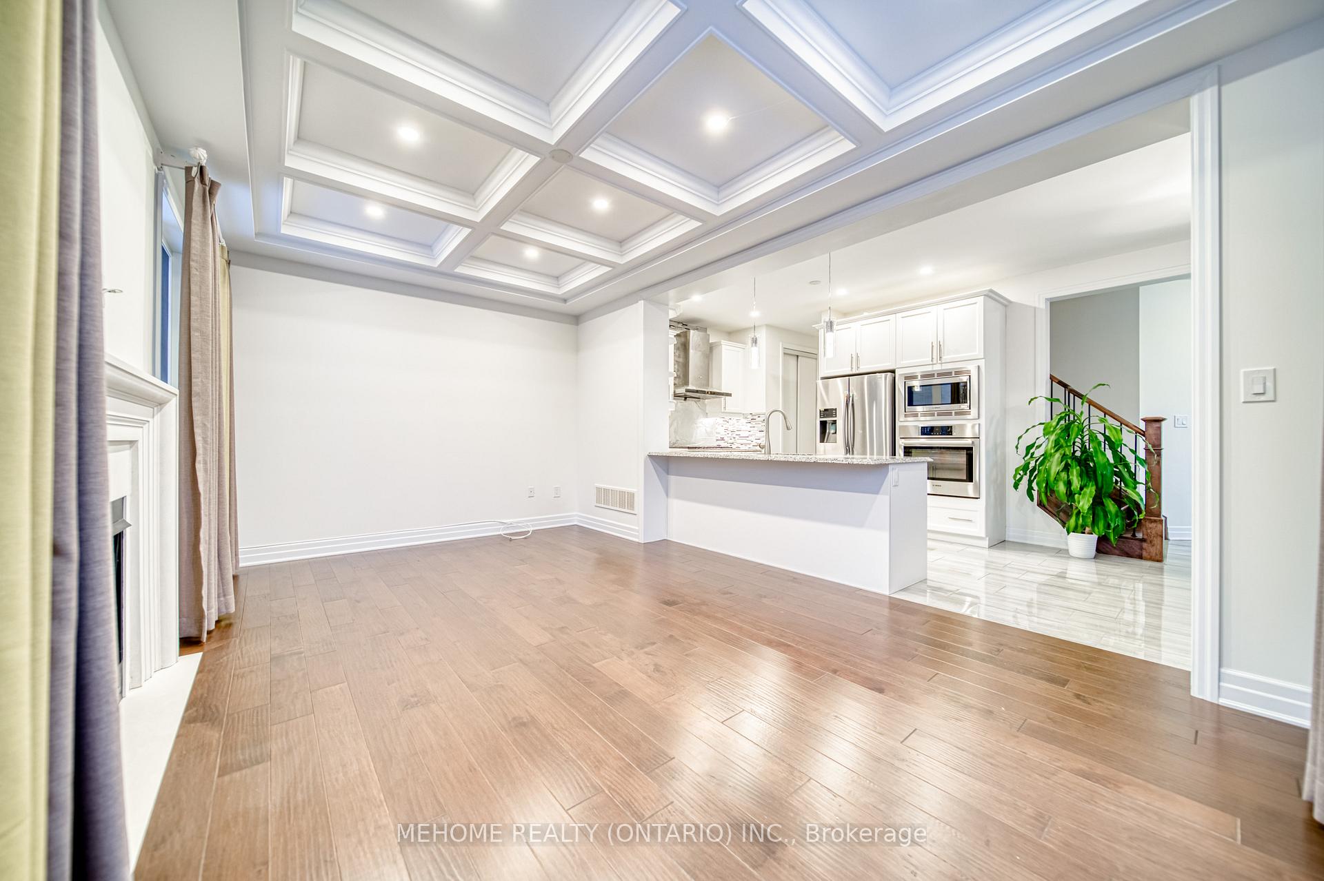 Photo 9 of 249 Thomas Philips Drive, Aurora, Rural Aurora — HOMEH