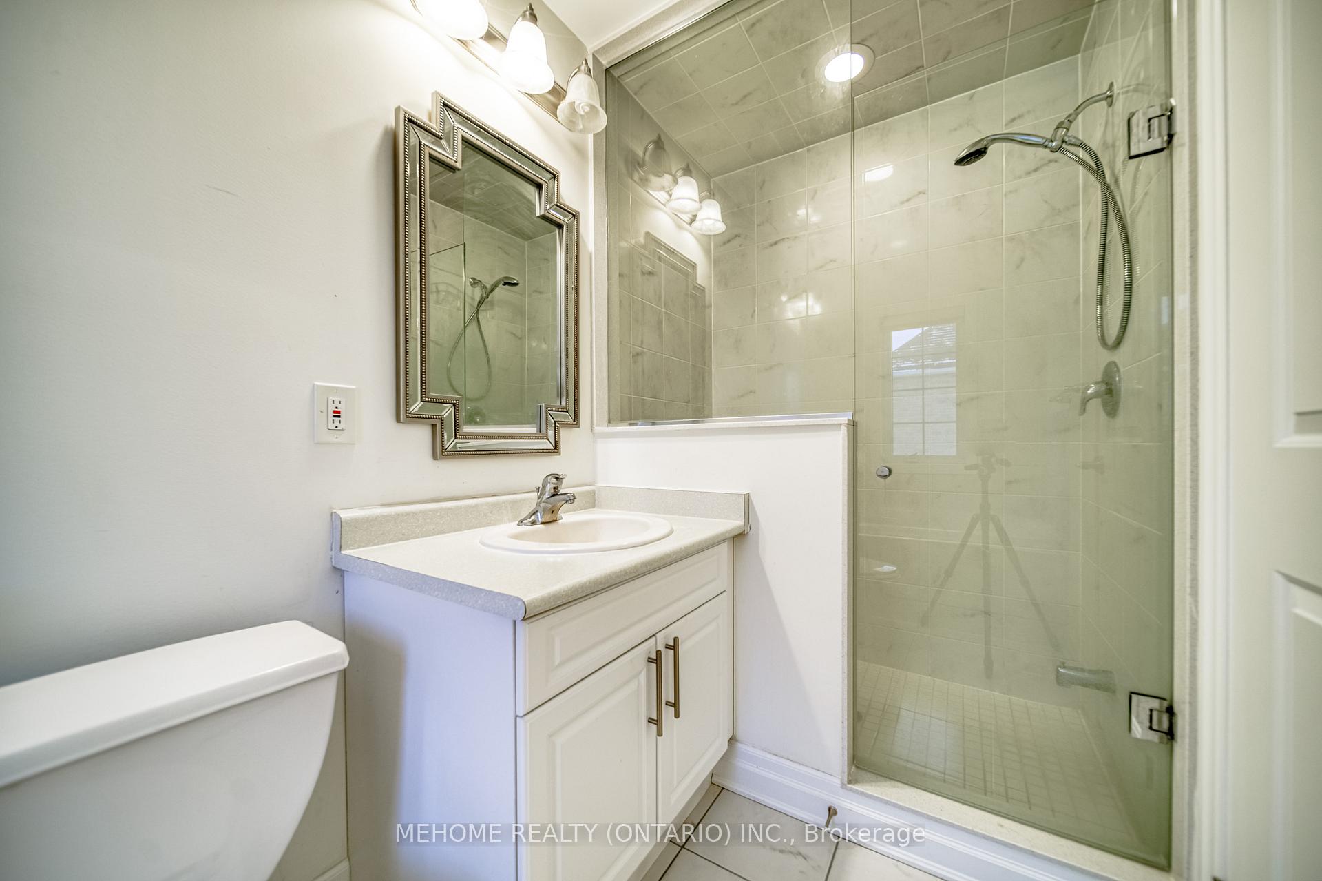 Photo 23 of 249 Thomas Philips Drive, Aurora, Rural Aurora — HOMEH