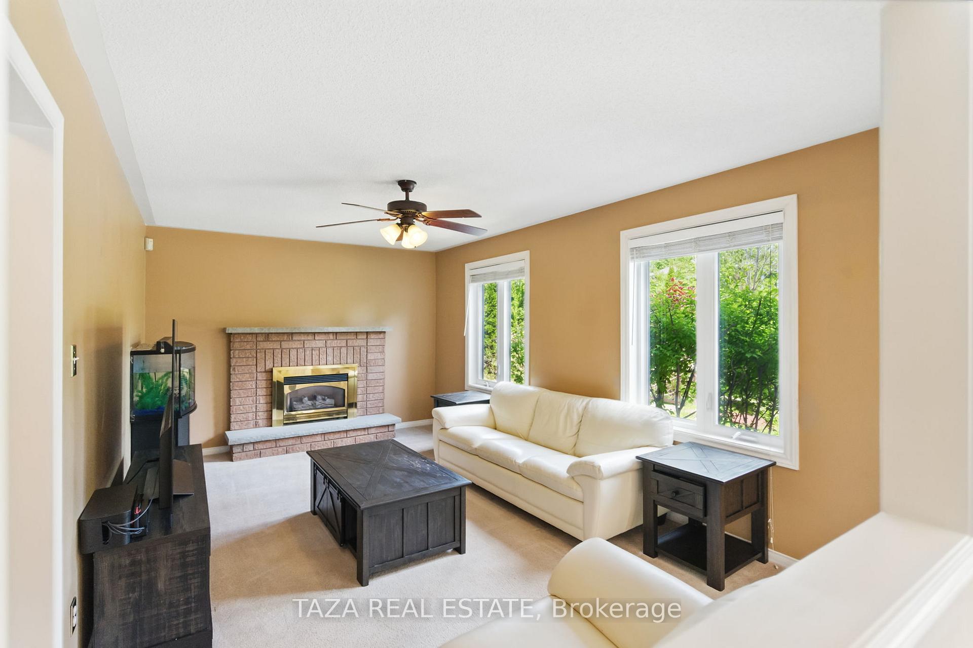 Photo 11 of 50 Dewbourne Place, Whitby, Pringle Creek — HOMEH