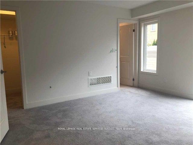 Photo 3 of 118 Pageant Avenue, Vaughan, Vellore Village — HOMEH