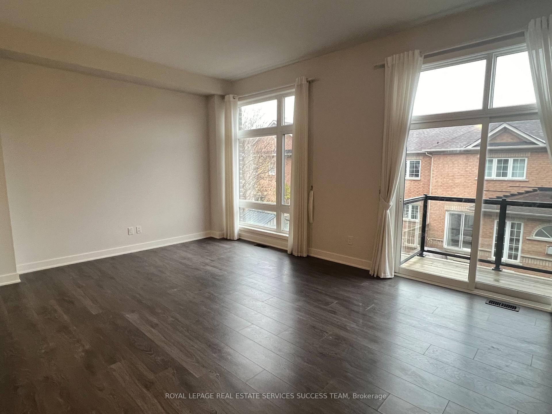 Photo 9 of 118 Pageant Avenue, Vaughan, Vellore Village — HOMEH