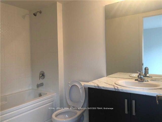 Photo 10 of 118 Pageant Avenue, Vaughan, Vellore Village — HOMEH