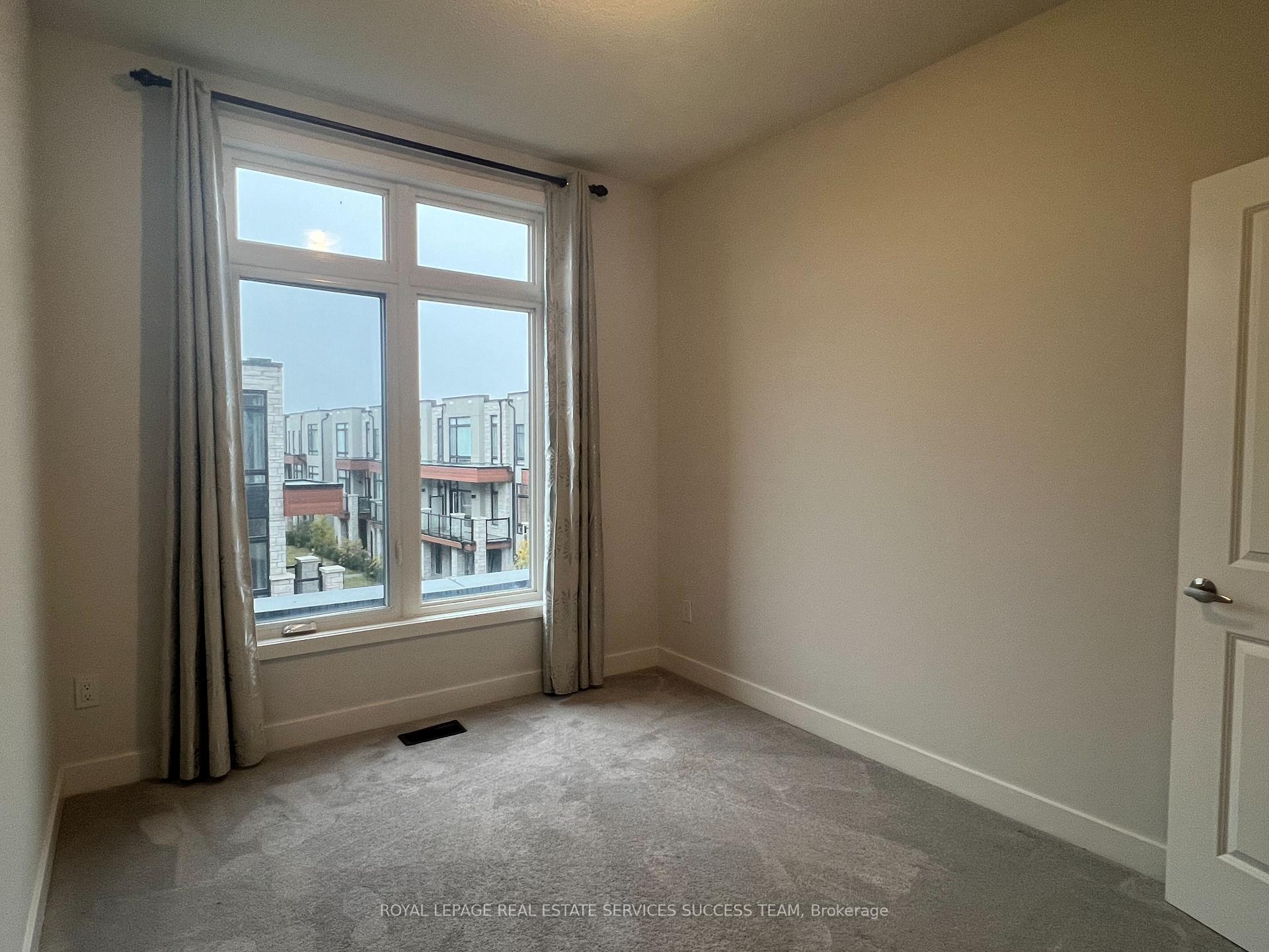 Photo 17 of 118 Pageant Avenue, Vaughan, Vellore Village — HOMEH