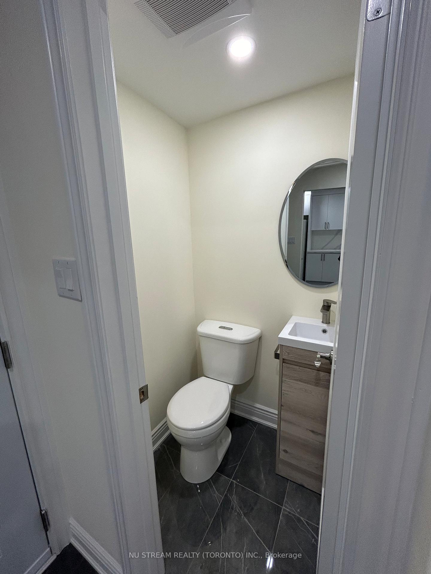 Photo 7 of 90 Andrea Lane, Vaughan, East Woodbridge — HOMEH