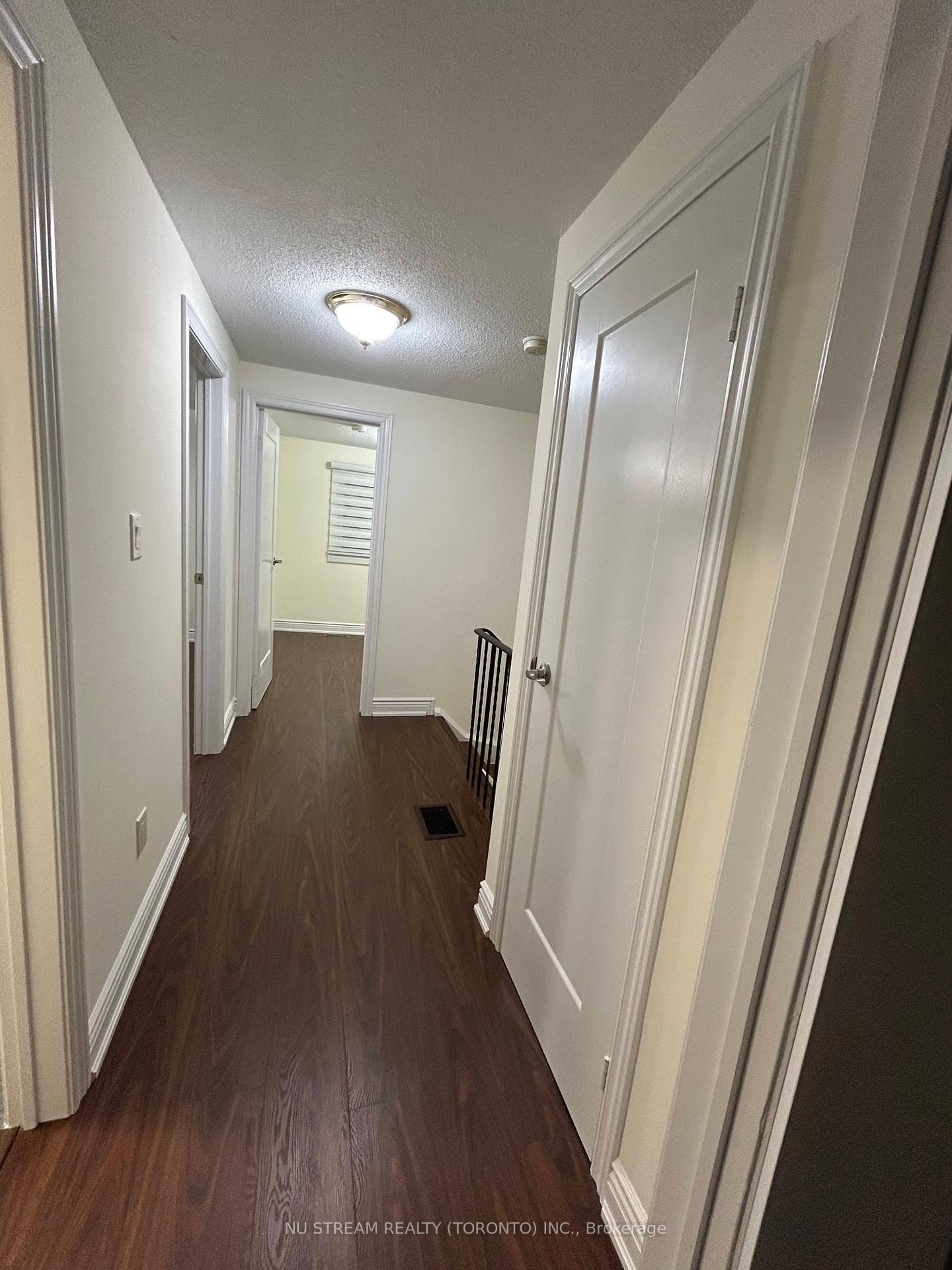 Photo 8 of 90 Andrea Lane, Vaughan, East Woodbridge — HOMEH