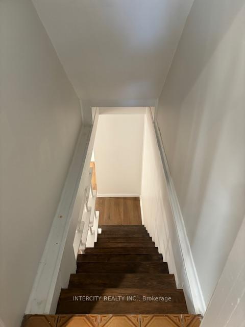 Photo 16 of 8274 Kipling Avenue, Vaughan, West Woodbridge — HOMEH