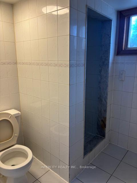 Photo 23 of 8274 Kipling Avenue, Vaughan, West Woodbridge — HOMEH