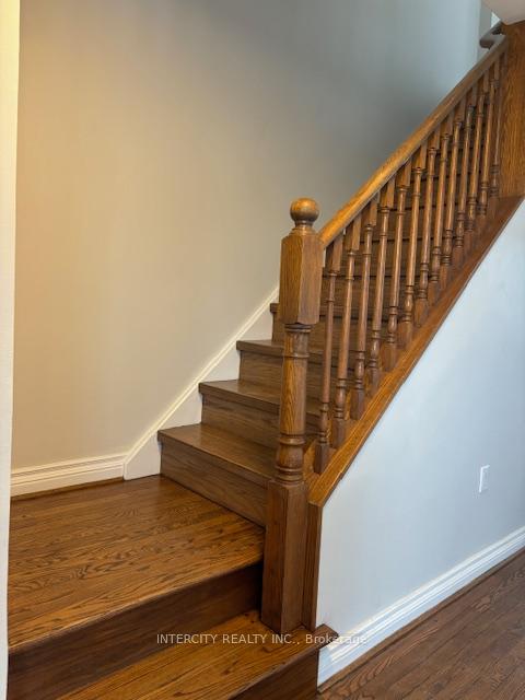 Photo 24 of 8274 Kipling Avenue, Vaughan, West Woodbridge — HOMEH