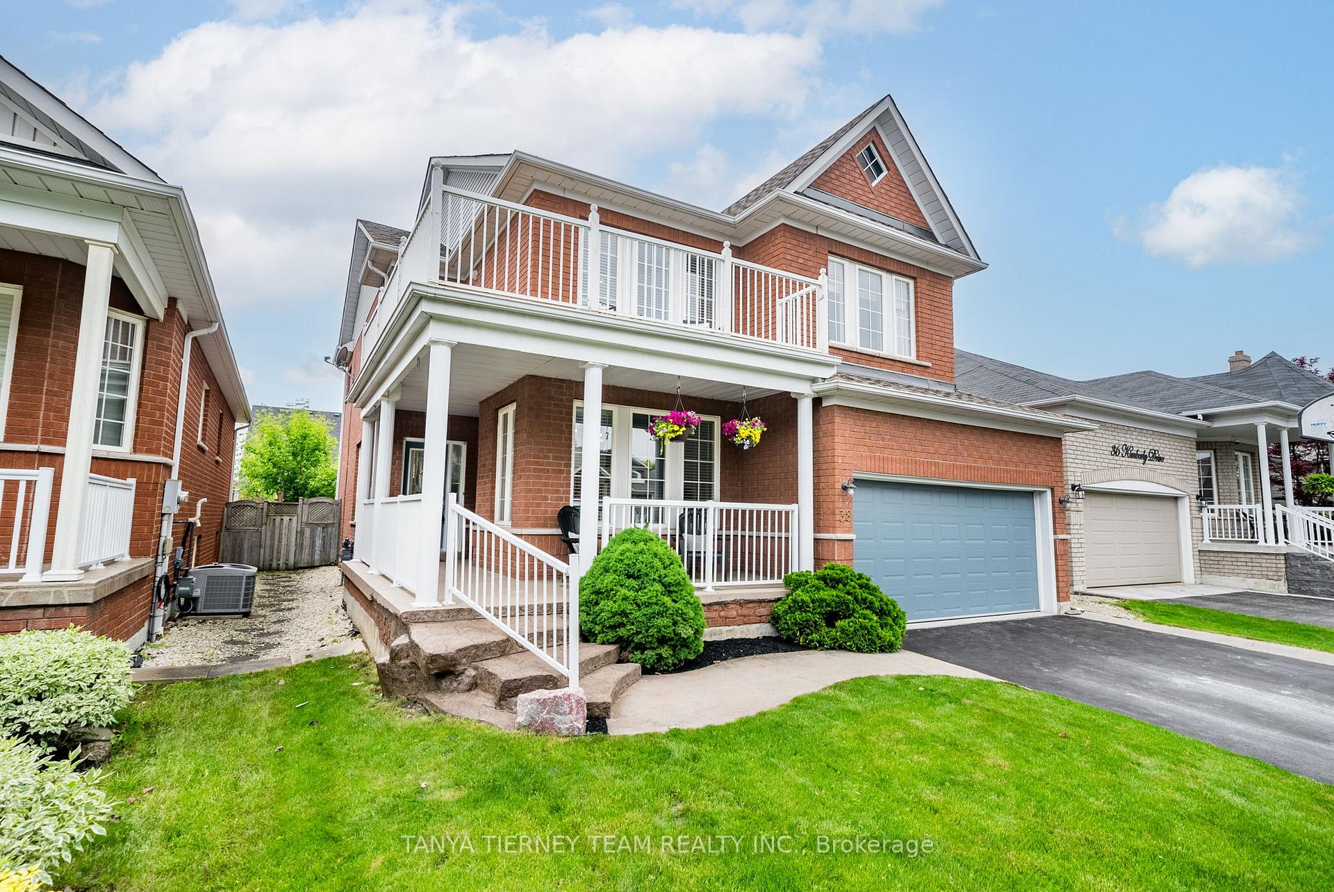 Photo 2 of 38 Kimberly Drive, Whitby, Brooklin — HOMEH