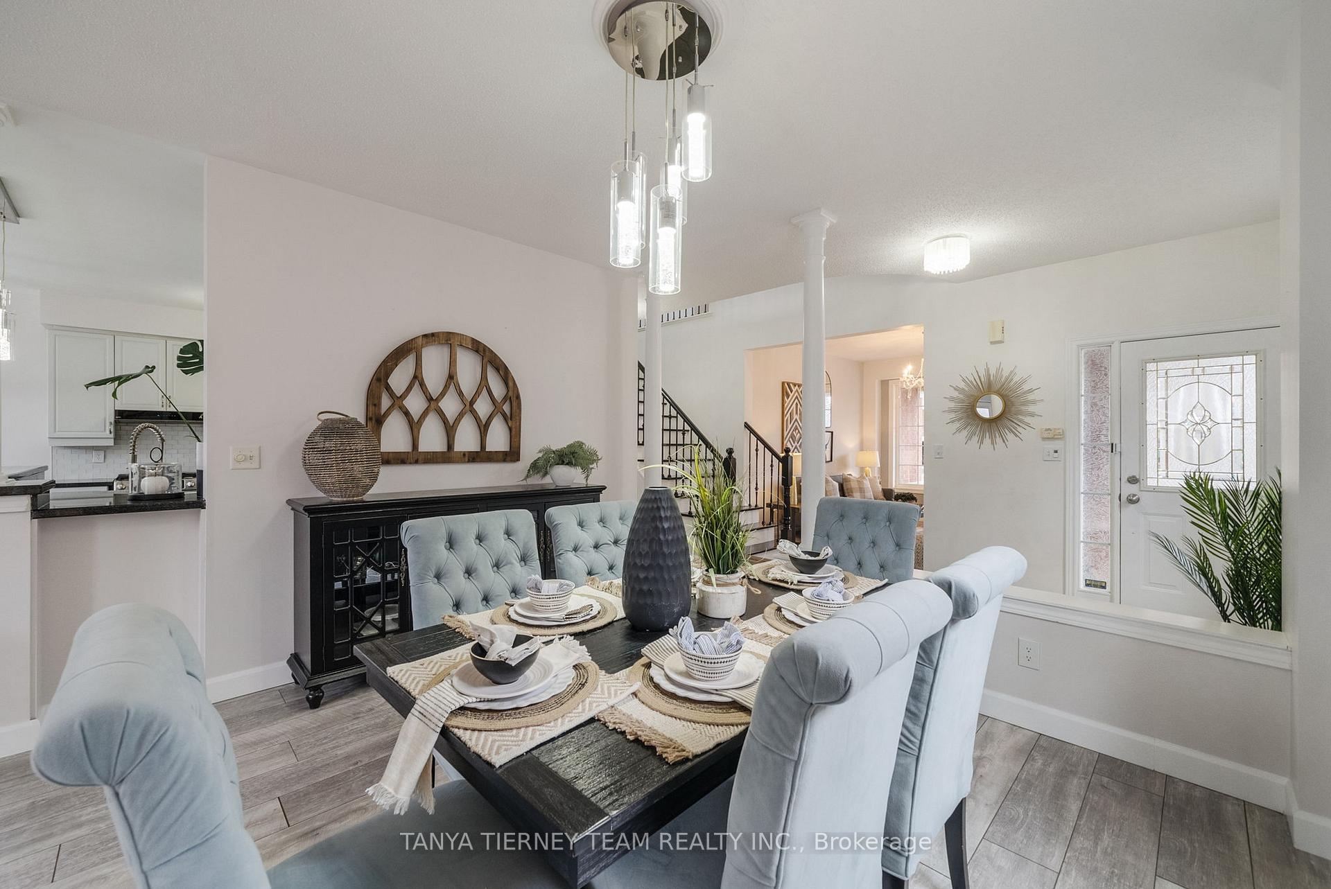 Photo 6 of 38 Kimberly Drive, Whitby, Brooklin — HOMEH