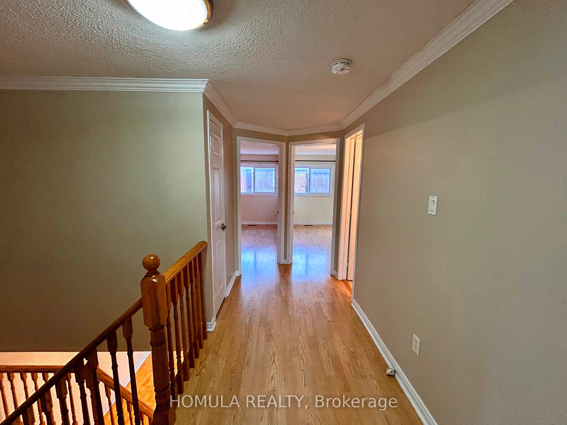 Photo 14 of 136 Campbell Avenue, Vaughan, Crestwood-Springfarm-Yorkhill — HOMEH