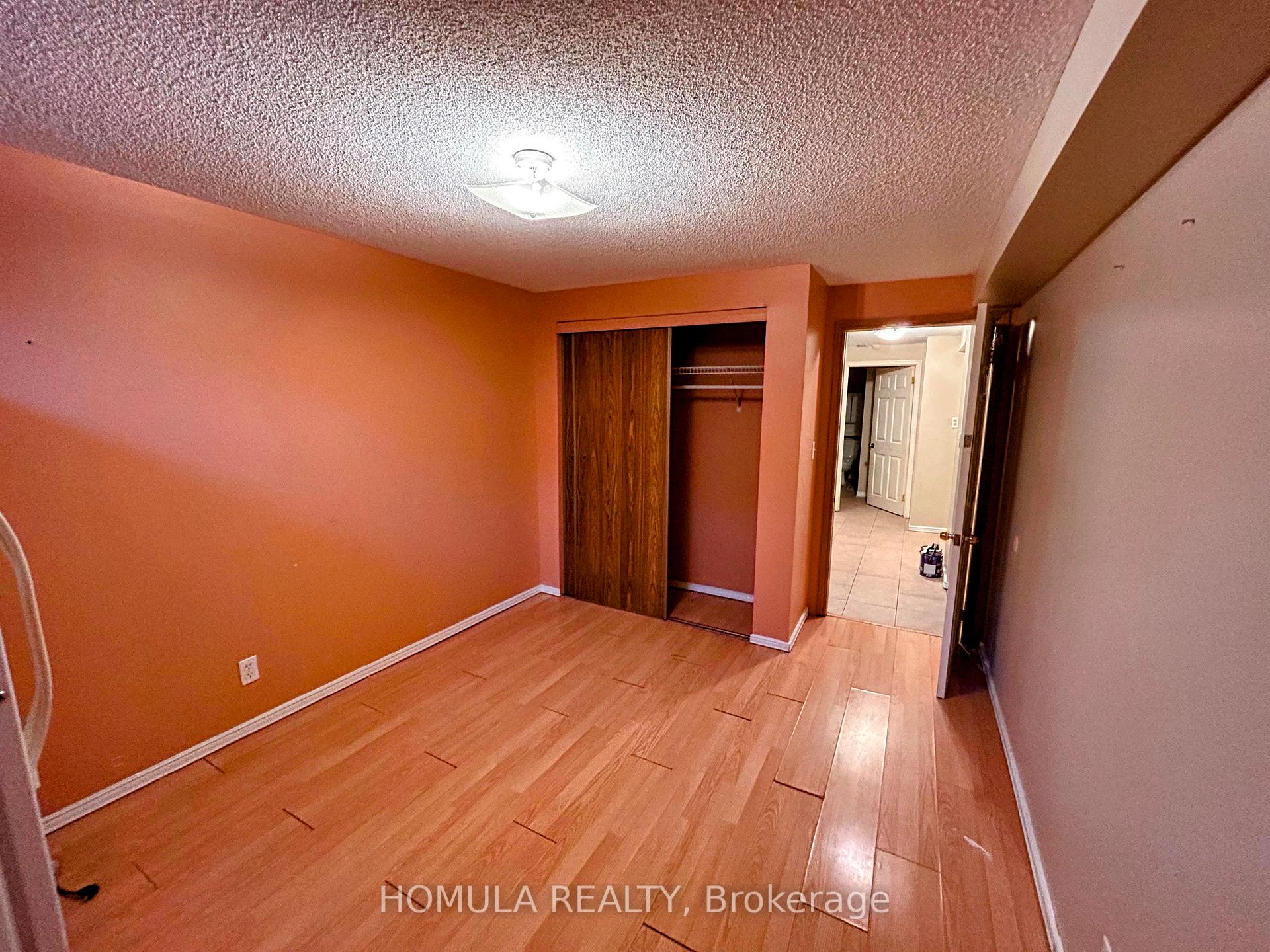 Photo 27 of 136 Campbell Avenue, Vaughan, Crestwood-Springfarm-Yorkhill — HOMEH