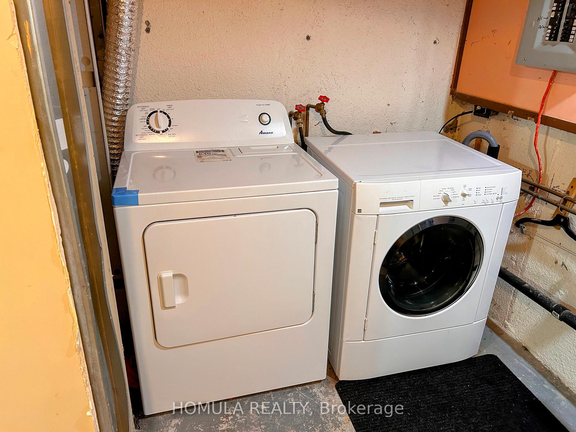 Photo 28 of 136 Campbell Avenue, Vaughan, Crestwood-Springfarm-Yorkhill — HOMEH