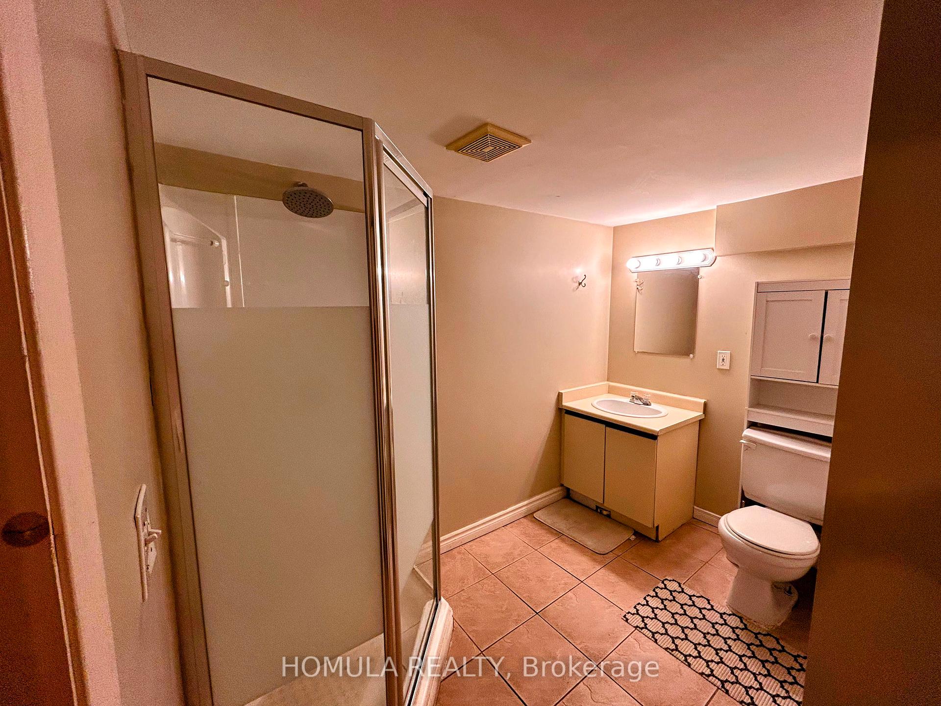 Photo 29 of 136 Campbell Avenue, Vaughan, Crestwood-Springfarm-Yorkhill — HOMEH