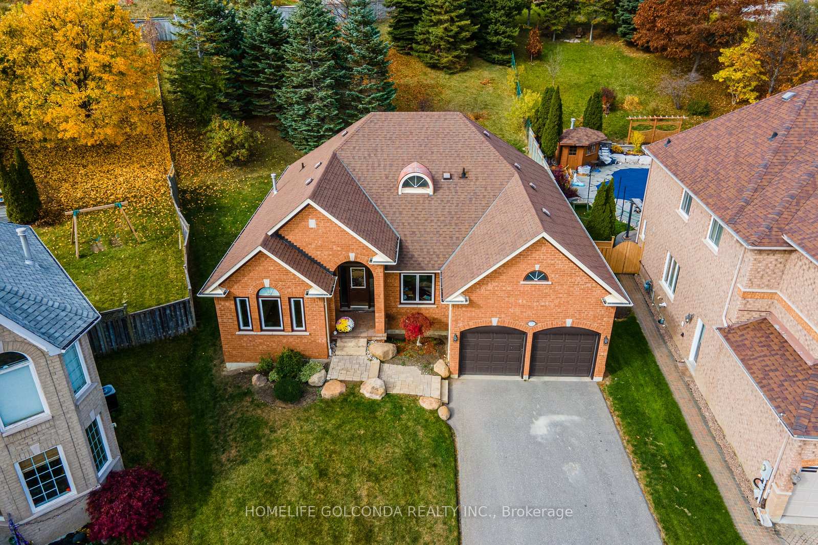 Photo 2 of 1715 Maple Hill Court, Pickering, Brock Ridge — HOMEH